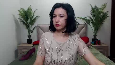 Cameronenns online show from November 26, 8:04 am