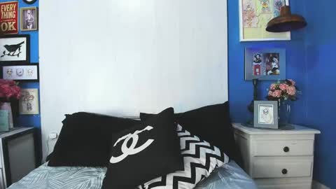 Snapshot of cameronrey_ chatting on November 7, 9:37 pm --- Cameron --- online show from November 7, 9:37 pm