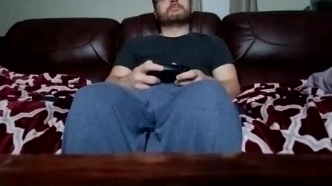 Snapshot of camguy2425 chatting on January 19, 4:38 am CamGuy online show from January 19, 4:38 am