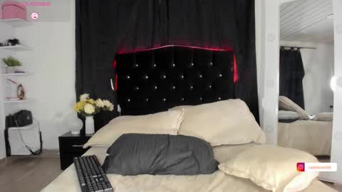 Camila cruz online show from October 21, 9:59 pm