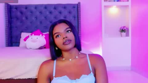 camiestrada online show from November 8, 3:39 am