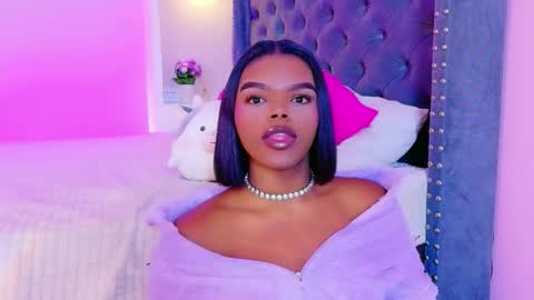 camiestrada online show from November 27, 11:07 pm