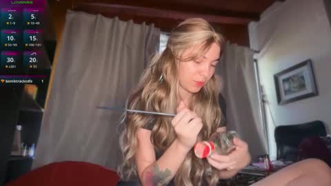 camii19y online show from March 22, 8:56 pm