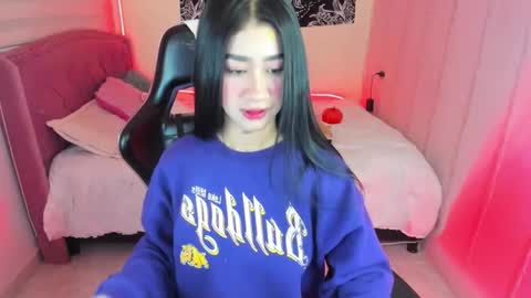 Snapshot of camiilaatorres chatting on October 17, 6:21 pm camila online show from October 17, 6:21 pm