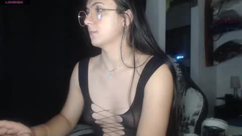 Snapshot of camila_bigcock_ts chatting on February 17, 7:49 am camila online show from February 17, 7:49 am