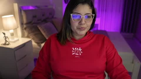 Camila buitrago online show from December 3, 2:25 am