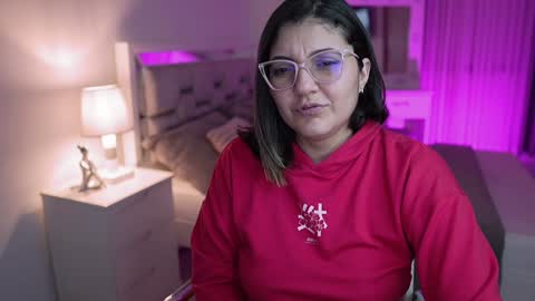 Camila buitrago online show from December 12, 5:52 am