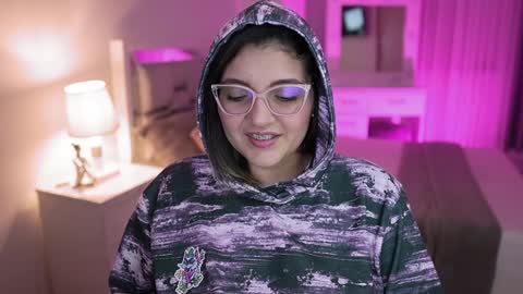 Camila buitrago online show from December 12, 11:36 pm