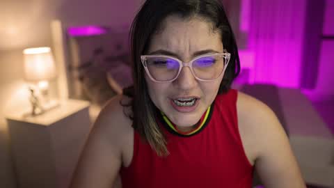 Camila buitrago online show from December 16, 1:42 am