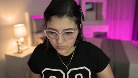 Camila buitrago online show from January 12, 4:10 am