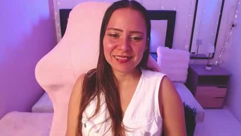 camila online show from July 8, 5:50 pm