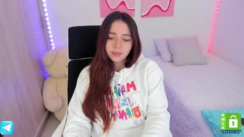  C A M I  online show from February 25, 9:13 pm