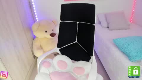  C A M I  online show from February 26, 12:16 am