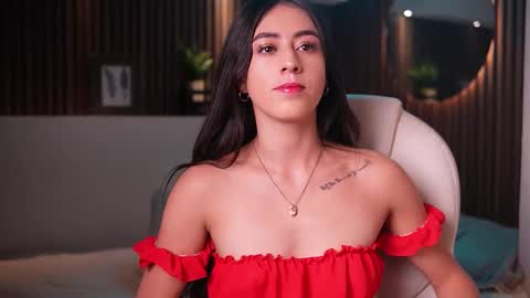 Snapshot of camila_martinez9 chatting on September 15, 11:32 am camila_martinez9 online show from September 15, 11:32 am