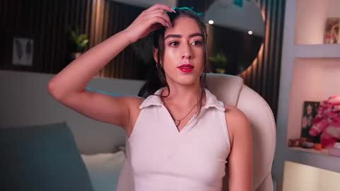 Snapshot of camila_martinez9 chatting on September 17, 11:34 am camila_martinez9 online show from September 17, 11:34 am