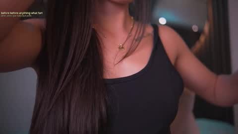 Snapshot of camila_martinez9 chatting on September 30, 11:37 am camila_martinez9 online show from September 30, 11:37 am