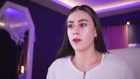 camila_martinez9 online show from November 5, 11:32 am