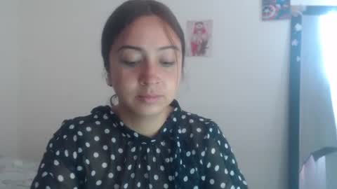 camila_rouswhyth online show from April 17, 4:10 pm