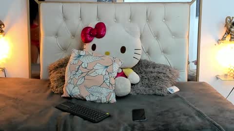 Snapshot of camila_sex_latina chatting on December 27, 5:31 am camila_sex_latina online show from December 27, 5:31 am