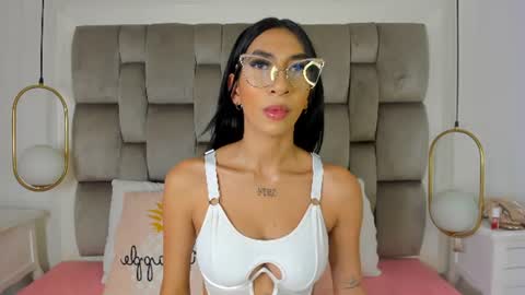 camila sunsen online show from July 18, 7:39 pm