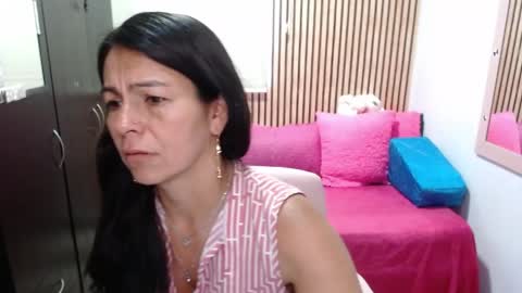 Camila Vargas online show from April 16, 9:50 pm