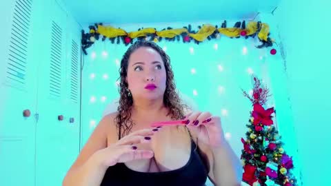 camilaa foxxx online show from January 3, 6:24 pm