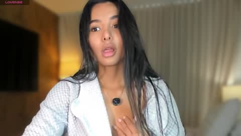 Camila online show from February 14, 4:59 pm