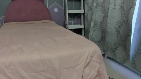 Camila  online show from January 19, 12:39 pm