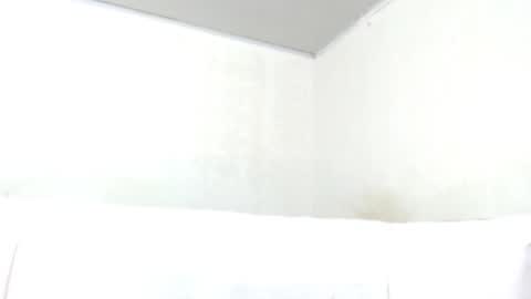 Snapshot of camilapaez1 chatting on January 6, 6:58 am cami online show from January 6, 6:58 am
