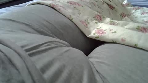 flash 50 tokens BIG CLIT  tits pussy. masturbation big clit 150 tokens fingers inside pussy 1000 tk  pump big clit 300 tk online show from March 12, 3:18 pm