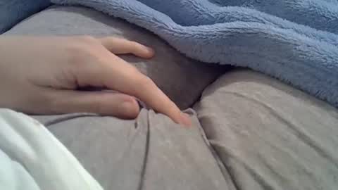 flash 50 tokens BIG CLIT  tits pussy. masturbation big clit 150 tokens fingers inside pussy 1000 tk  pump big clit 300 tk online show from September 25, 6:55 pm