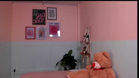 Camila  online show from November 10, 12:26 pm