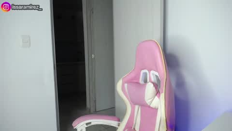 Snapshot of camilaryan chatting on June 24, 11:04 pm X IGcamiryan01 online show from June 24, 11:04 pm