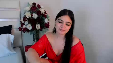 Snapshot of camilasofiia chatting on December 29, 1:24 am Camila online show from December 29, 1:24 am