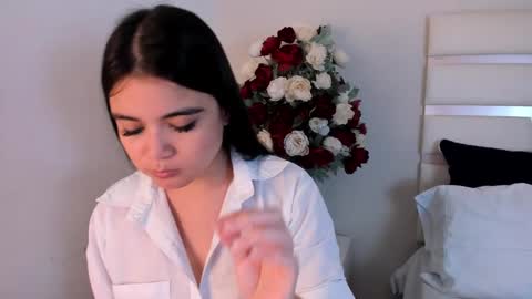 Snapshot of camilasofiia chatting on January 18, 11:11 pm Camila online show from January 18, 11:11 pm