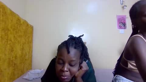 Camilla online show from March 20, 6:46 pm