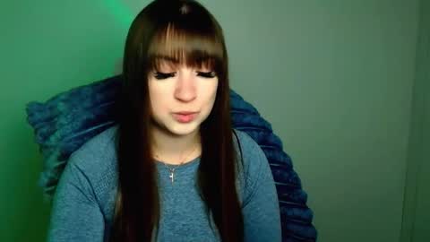 Snapshot of camilla_body chatting on April 6, 5:30 am Camilla online show from April 6, 5:30 am