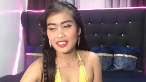 camilla_morena online show from September 20, 4:46 am