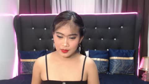 camilla_morena online show from October 18, 5:10 am