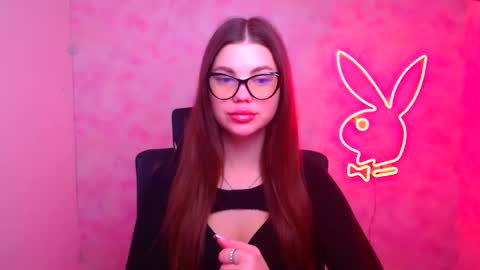 Camilla online show from December 21, 6:09 am