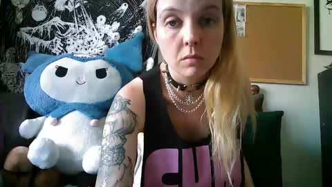 Camille Deville online show from January 19, 3:29 am