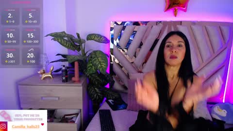 Snapshot of camille_halls chatting on January 18, 10:28 am Camille online show from January 18, 10:28 am