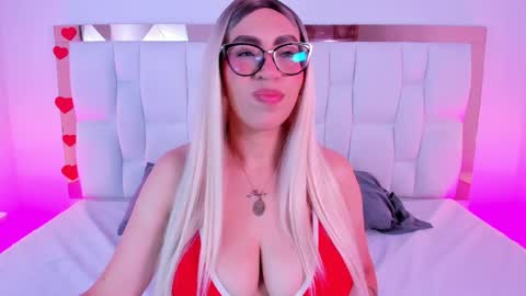 Camille online show from April 13, 12:43 pm