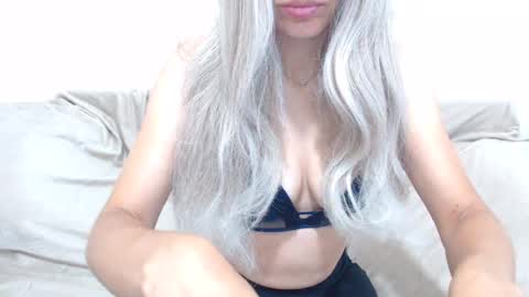 Snapshot of camillebunny chatting on July 19, 2:48 am CamilleBunny online show from July 19, 2:48 am
