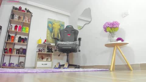 camillevega_01 online show from December 17, 1:22 am