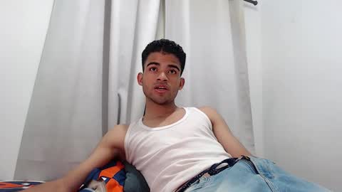 camillo_beischel_ online show from September 19, 7:03 pm