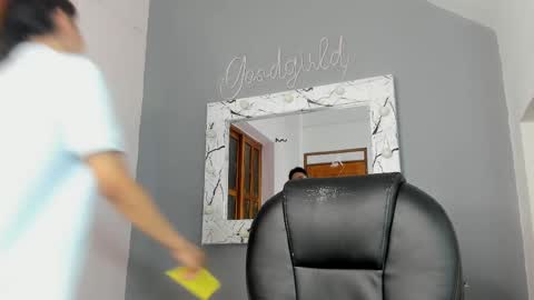 Camillo Virgil online show from October 7, 10:45 am