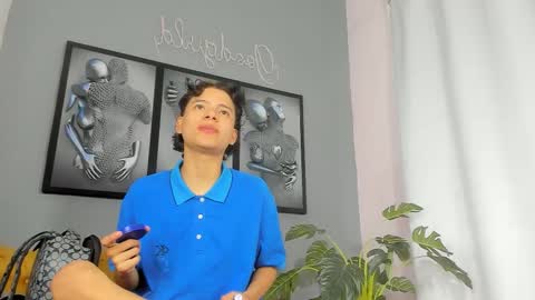 Camillo Virgil online show from November 2, 10:50 am