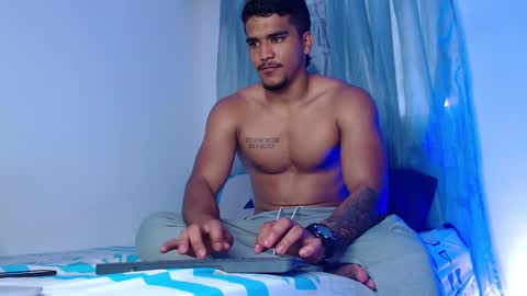 camilo_contre21 online show from December 19, 10:32 pm