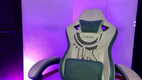 camilo_contre21 online show from January 28, 12:26 am